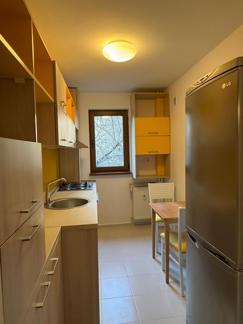 Apartament primitor 2 camere | Finisat modern | Lângă metrou Favorit - Poză 12