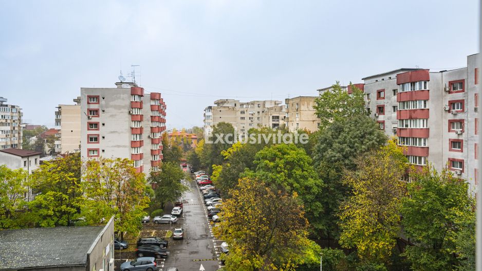 4 camere cu boiler, 13 Septembrie - Poză 8