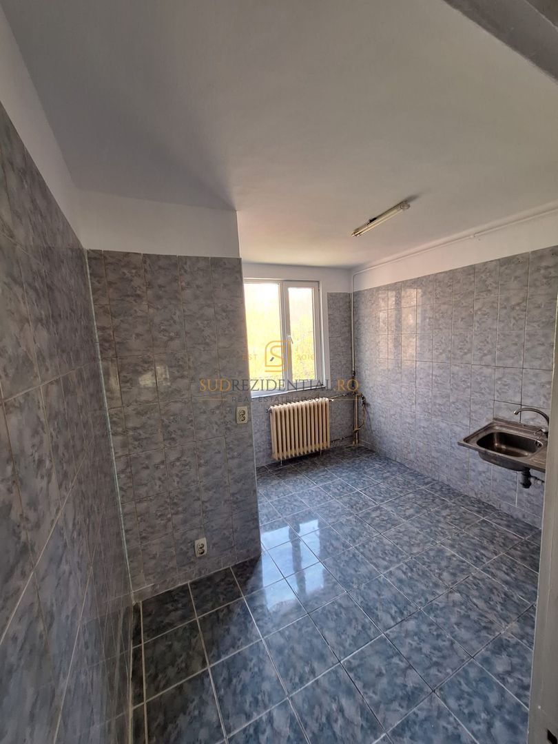Apartament 2 camere de vanzare, Aparatorii Patriei, metrou, Sector 4 - Poză 6