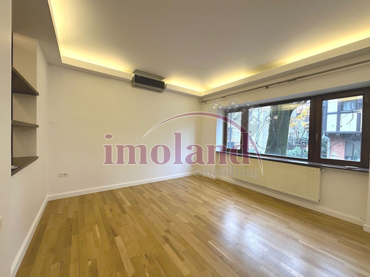 Vanzare Parter Inalt in Vila - Primaverii - Poză 3