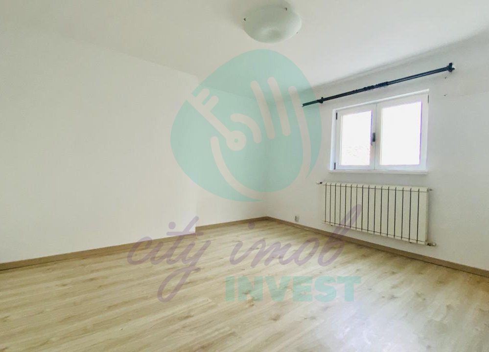Apartament 6 camere tip dublex - Poză 8