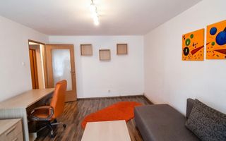 Apartament 3 camere de închiriat | Sibiu, Central | 70 mp - Poză 2