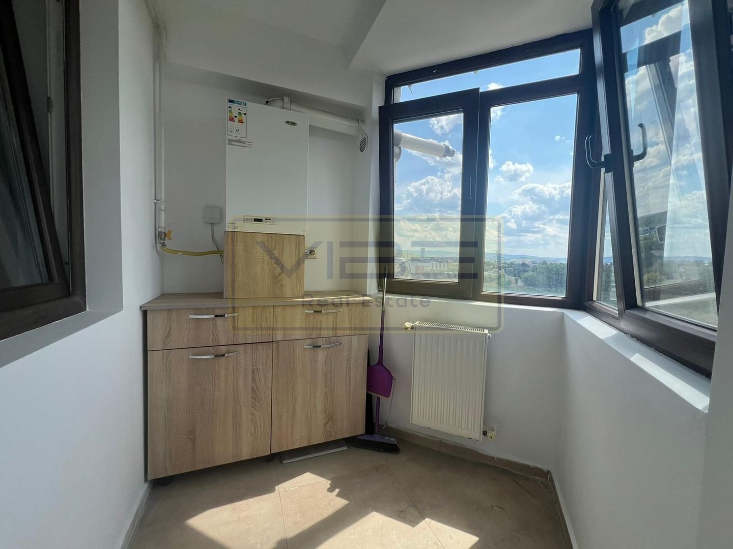 Apartament modern 2 dormitoare+living Nicolina T.Neculai - Poză 24