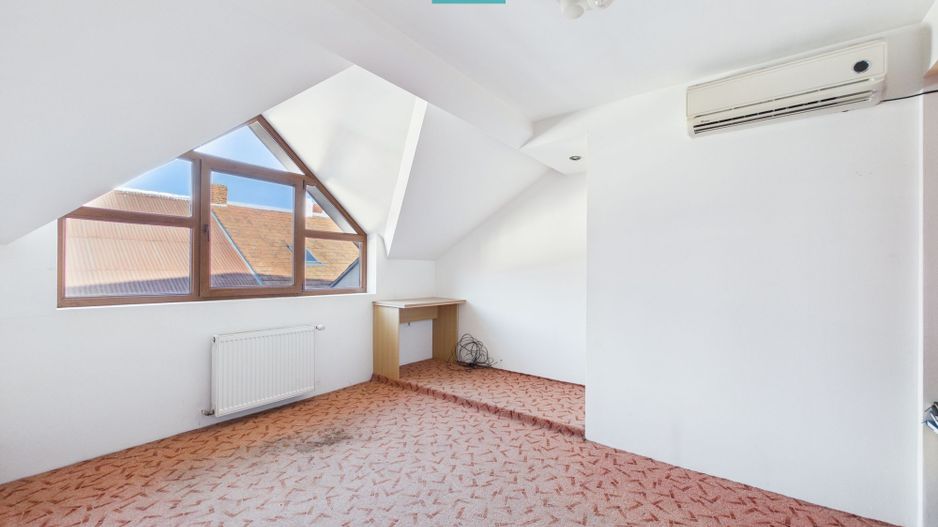 Apartament pe 3 niveluri - ultracentral, Arad - Poză 13