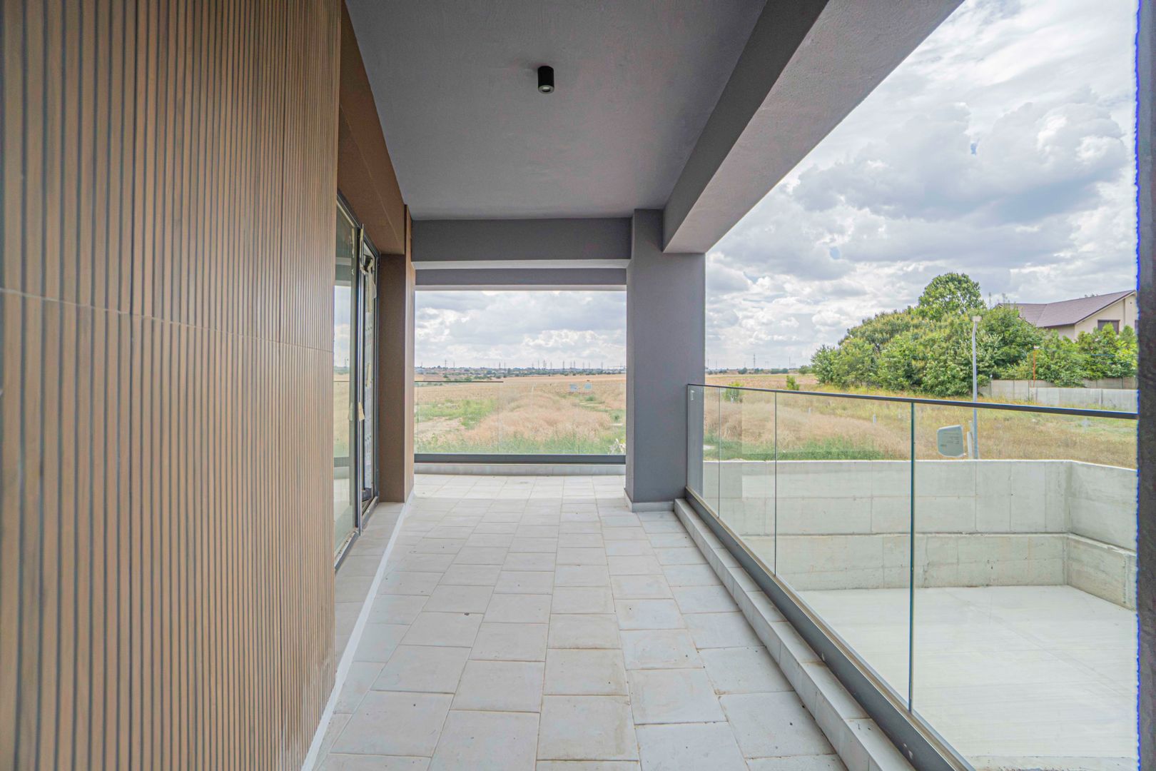Tomis Nord - Vanzare apartament decomandat cu 3 camere, bloc nou. - Poză 5