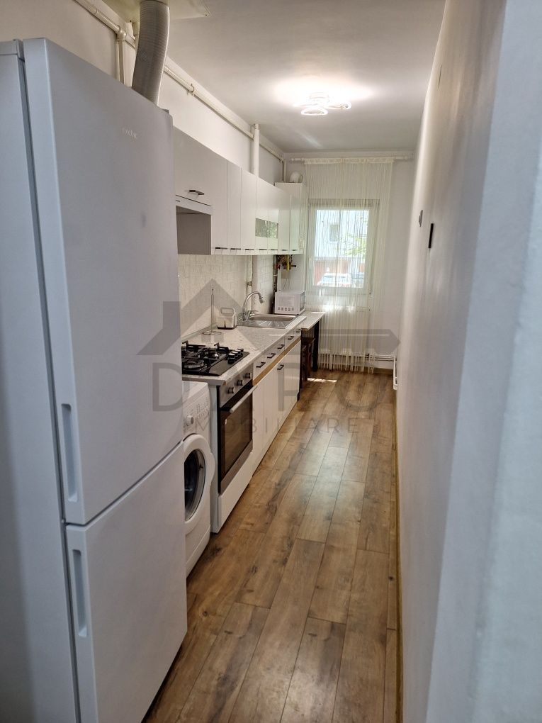Închiriez garsoniera confort 1,Tudor, parter,  strada Viitorului. - Poză 1