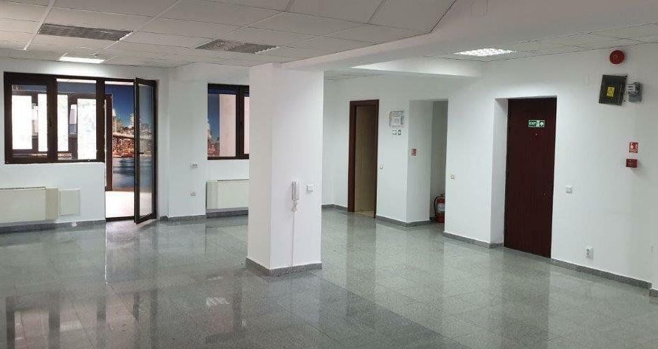 Vanzare cladire birouri - Poză 8