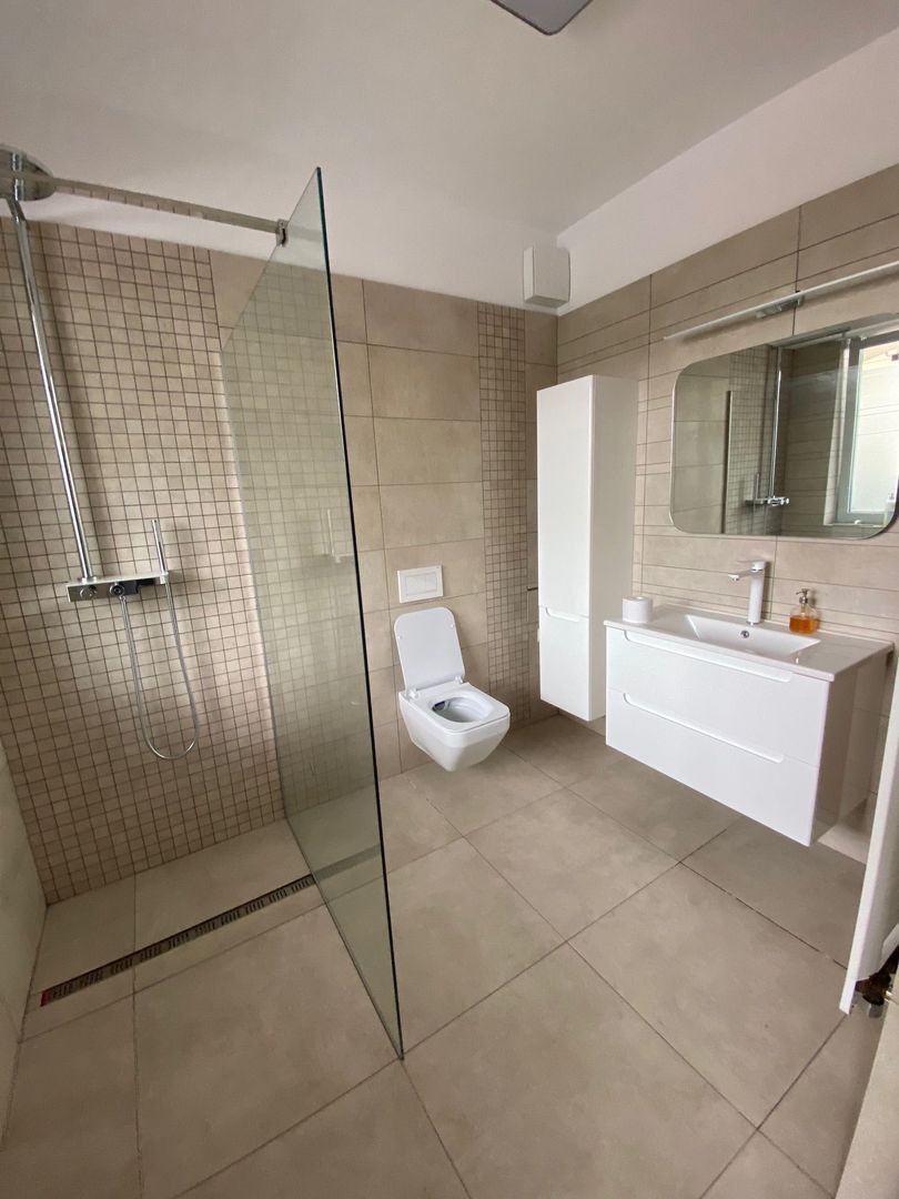 Apartament cu parcare subterana in imobil cu piscina si SPA - Poză 16