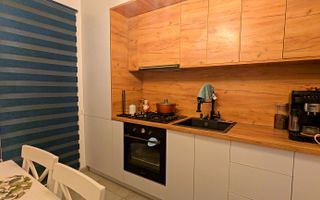 Metrou Bercen,  Apartament 2 camere, curte, decomandat, comision 0% - Poză 3