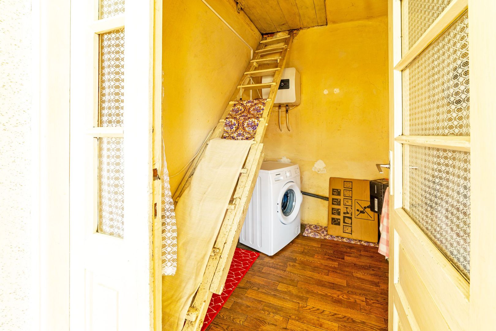 Vândută Casă cu 4 camere Pâncota - Poză 15