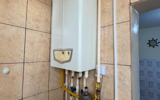 De Vânzare - Apartament 3 Camere, Strada Decebal - Poză 6