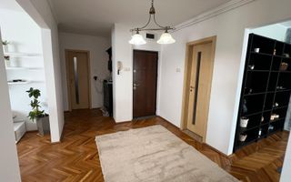 Casa Tineretului | 4 Camere | Etaj Intermediar | Centrala proprie - Poză 12