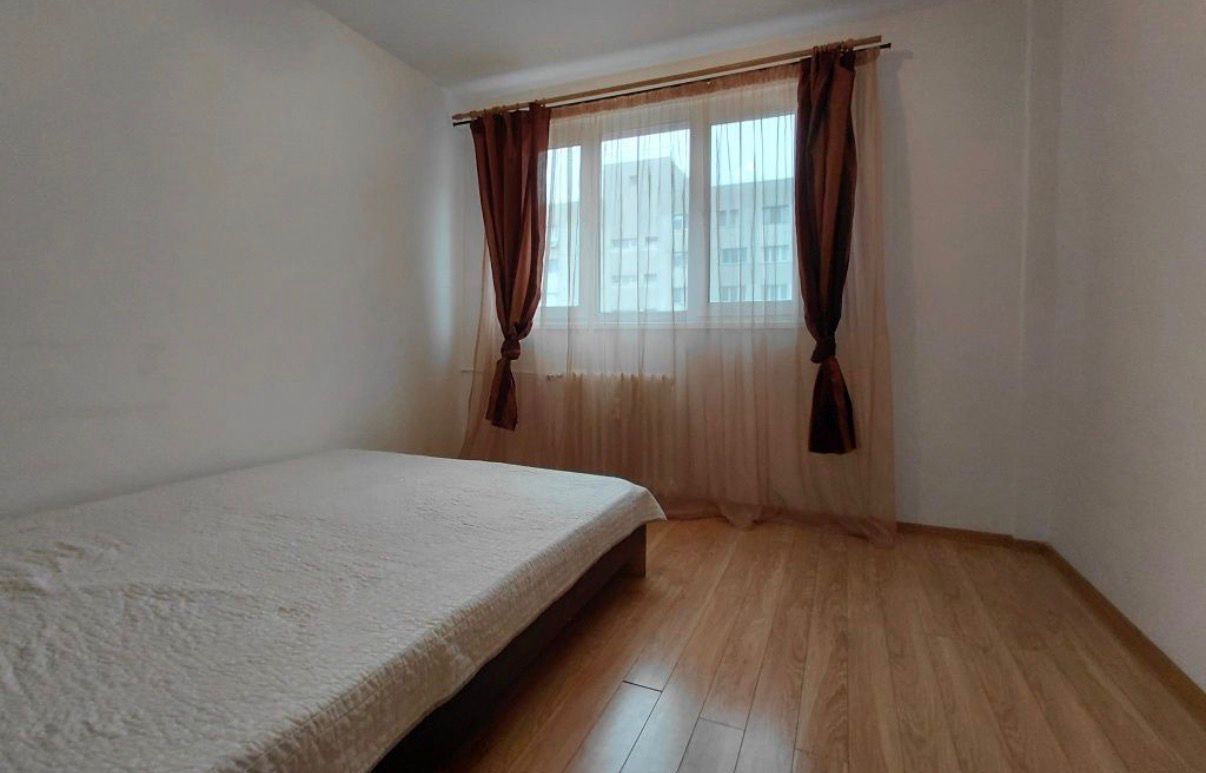 AP. 3 CAMERE 1 DECEMBRIE,  BLOC REABILITAT, METRU 5 MINUTE, MODERN - Poză 3