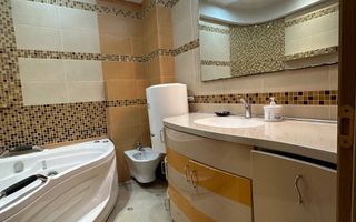 Chirie apartament, 3 camere, strada Lev Tolstoi, Centru - Poză 8