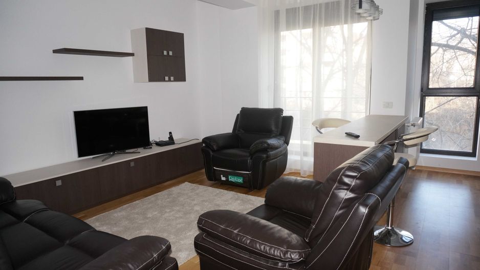 APARTAMENT SUPERB, 3 CAMERE, HERASTRAU - Poză 2