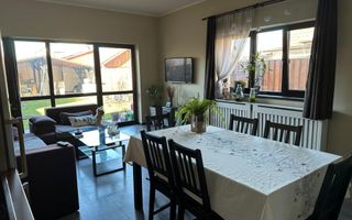 Casa tip duplex 5 camere 350 mp teren terasa cu zona gratar si pivnita - Poză 8