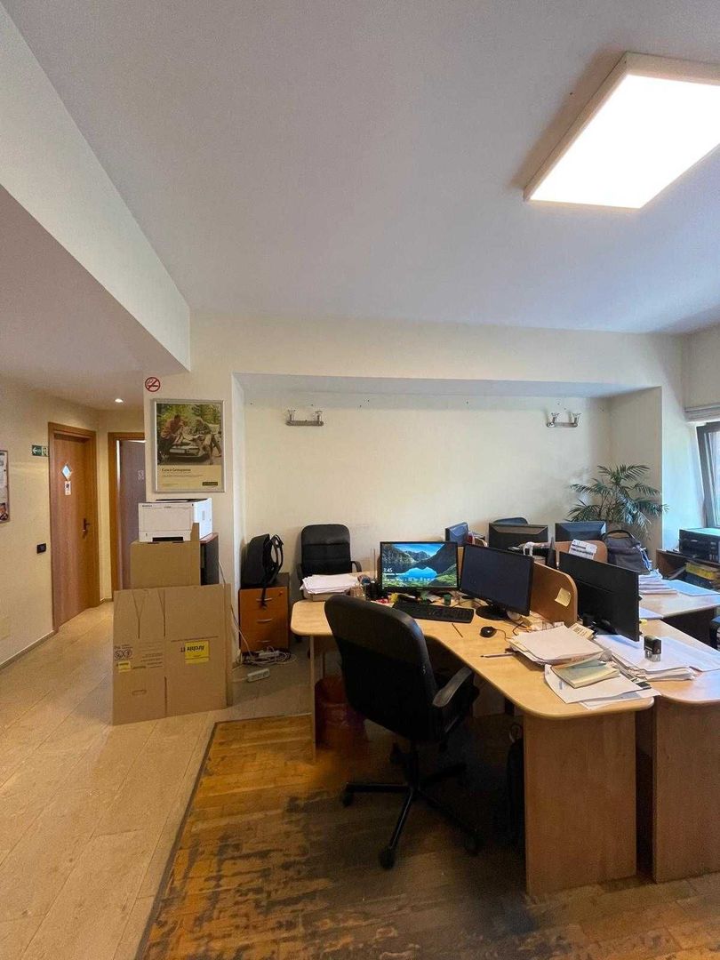 De vanzare Apartament 3 camere, ULTRACENTRAL, Mitropolie, bloc nou - Poză 3