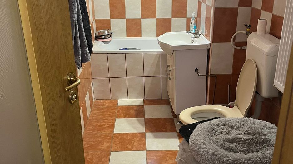 De vânzare – Spațiu comercial 56 mp – Intrare din stradă + casa scarii - Poză 12