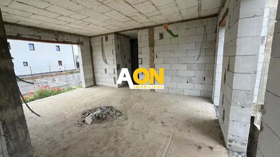 Casa la rosu, 5 camere, S+P, 547 mp teren, toate utilitatile, Cetate - Poză 8