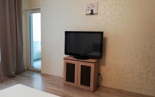 Pers. fizica apartament 1 camera dec 42 mp Bucium 300 euro - Poză 3
