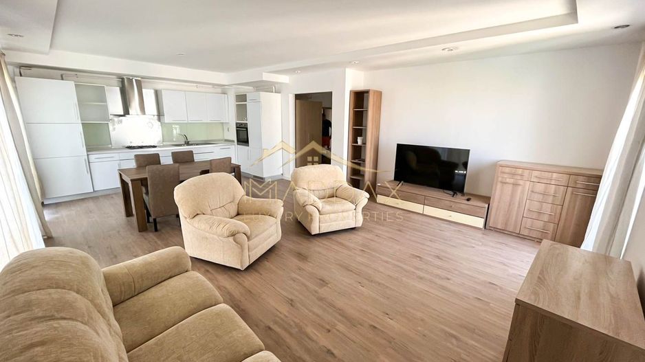 Apartament cu 3 camere // Complex Cosmopolis - Poză 1