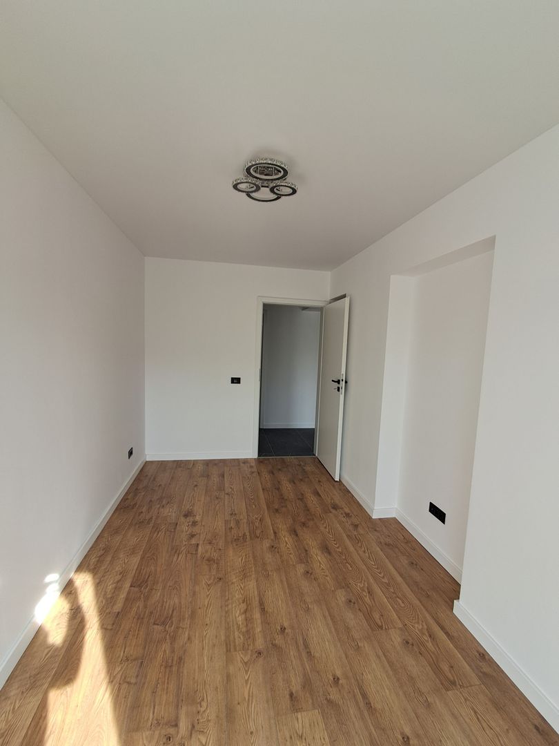Prima inchiriere 3 camere+ parcare subterana , bloc nou S31 - Poză 5