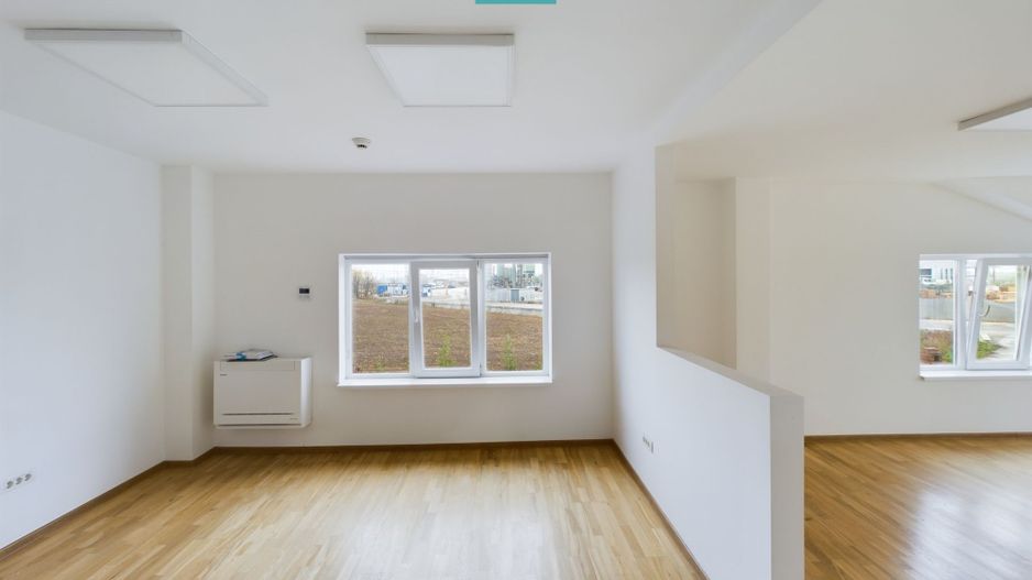 Hală cu birouri și platformă betonată de 2.500 mp - Poză 5