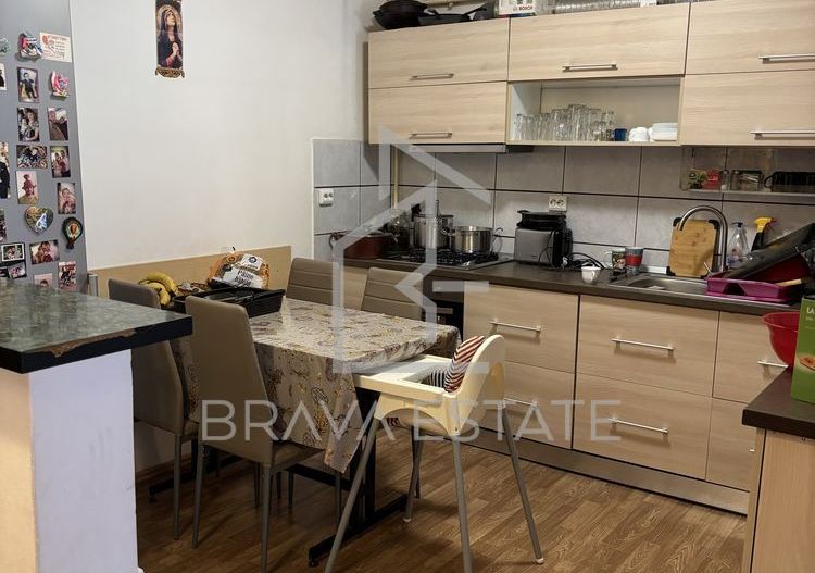 Apartament 2 camere, 54mp, balcon, parcare, zona Teilor - Poză 3
