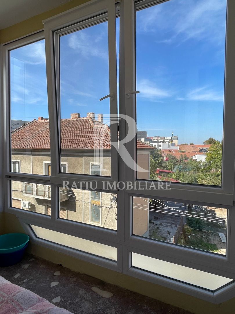 Apartament spațios cu 3 camere de închiriat | George Enescu | Oradea - Poză 10
