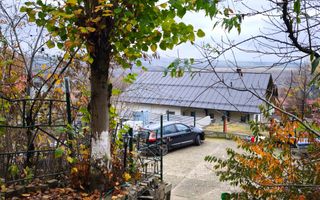 Casă de  vânzare cu vedere panoramică - Poză 25