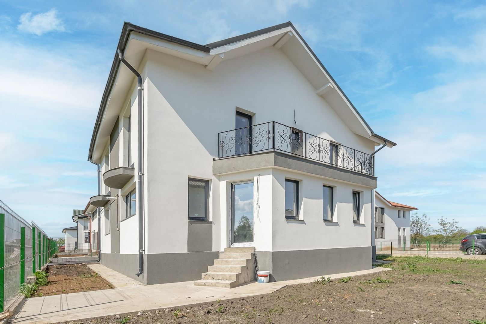 Refugiu Elegant lângă Pădurea Snagov: Casa Visurilor Tale (T2) - Poză 1