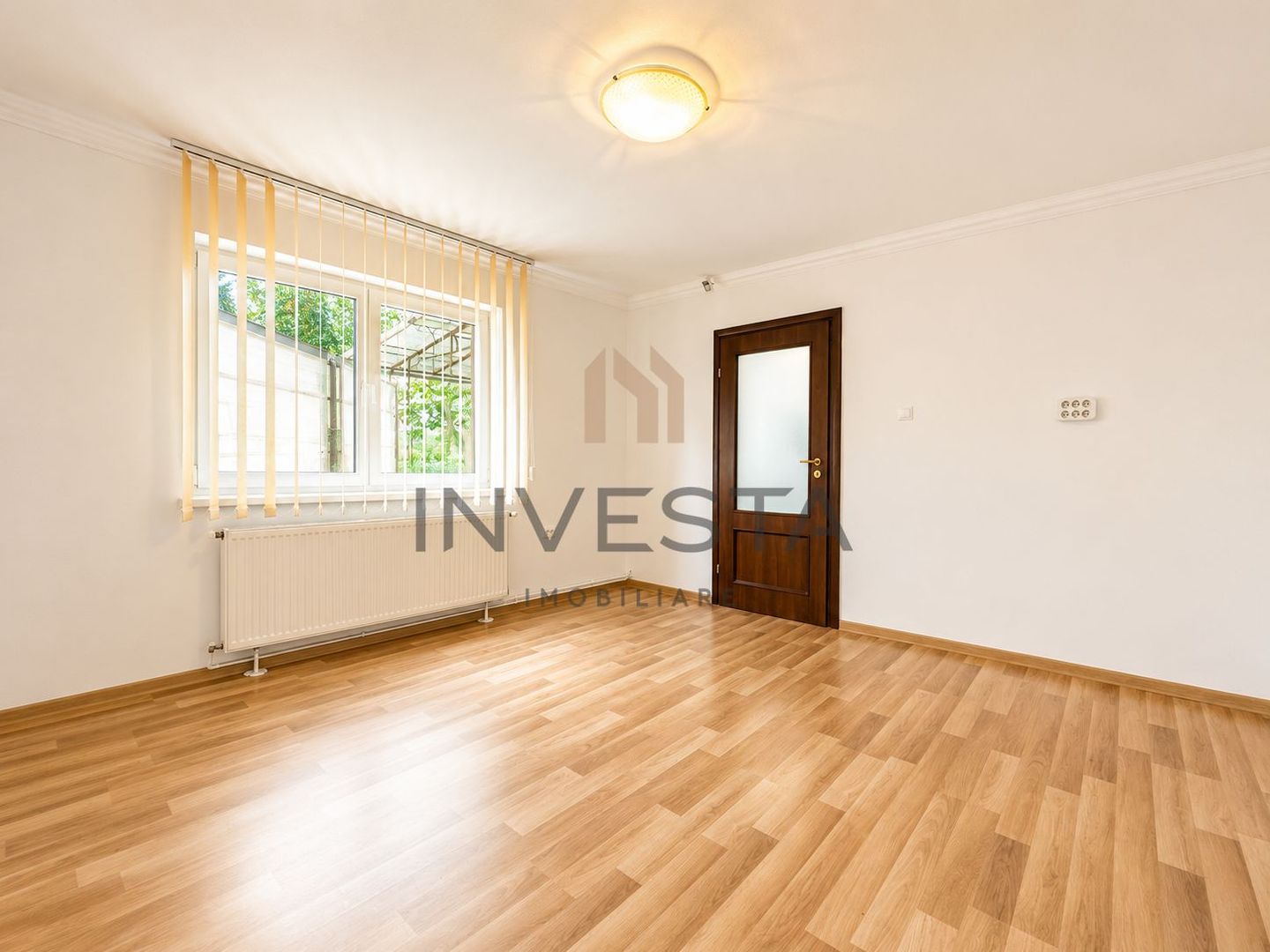 Casa individuala cu 4 camere de inchiriat in Andrei Muresanu - Poză 7