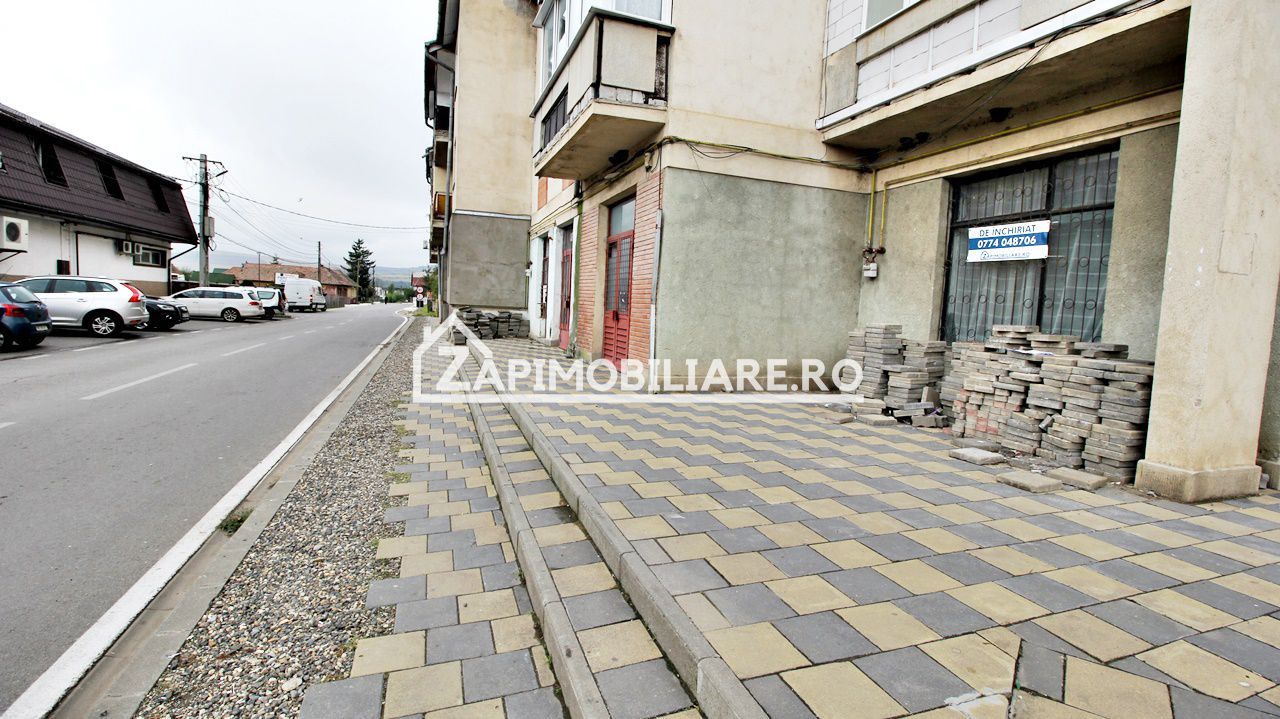 Hală + birouri si spatiu comercial 700 mp. teren 2.500 mp - Poză 7