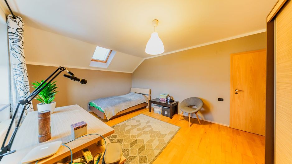 Vila 5 camere, gata de mutare, teren 700 mp, strada privata- Gradiste - Poză 18