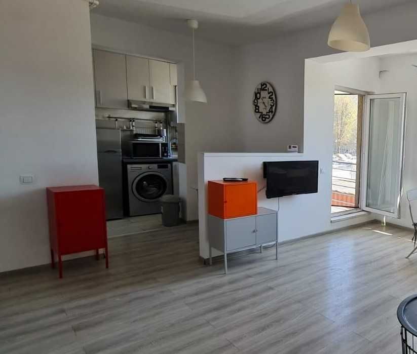 Inchiriez garsoniera cu terasa - Berceni zona Grand Arena - Poză 4