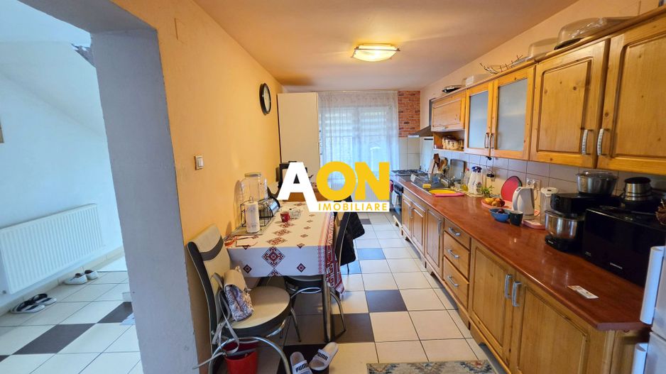 Casă cu 4 camere cu garaj, teren 619 mp, Alba Iulia - zona Micești - Poză 8