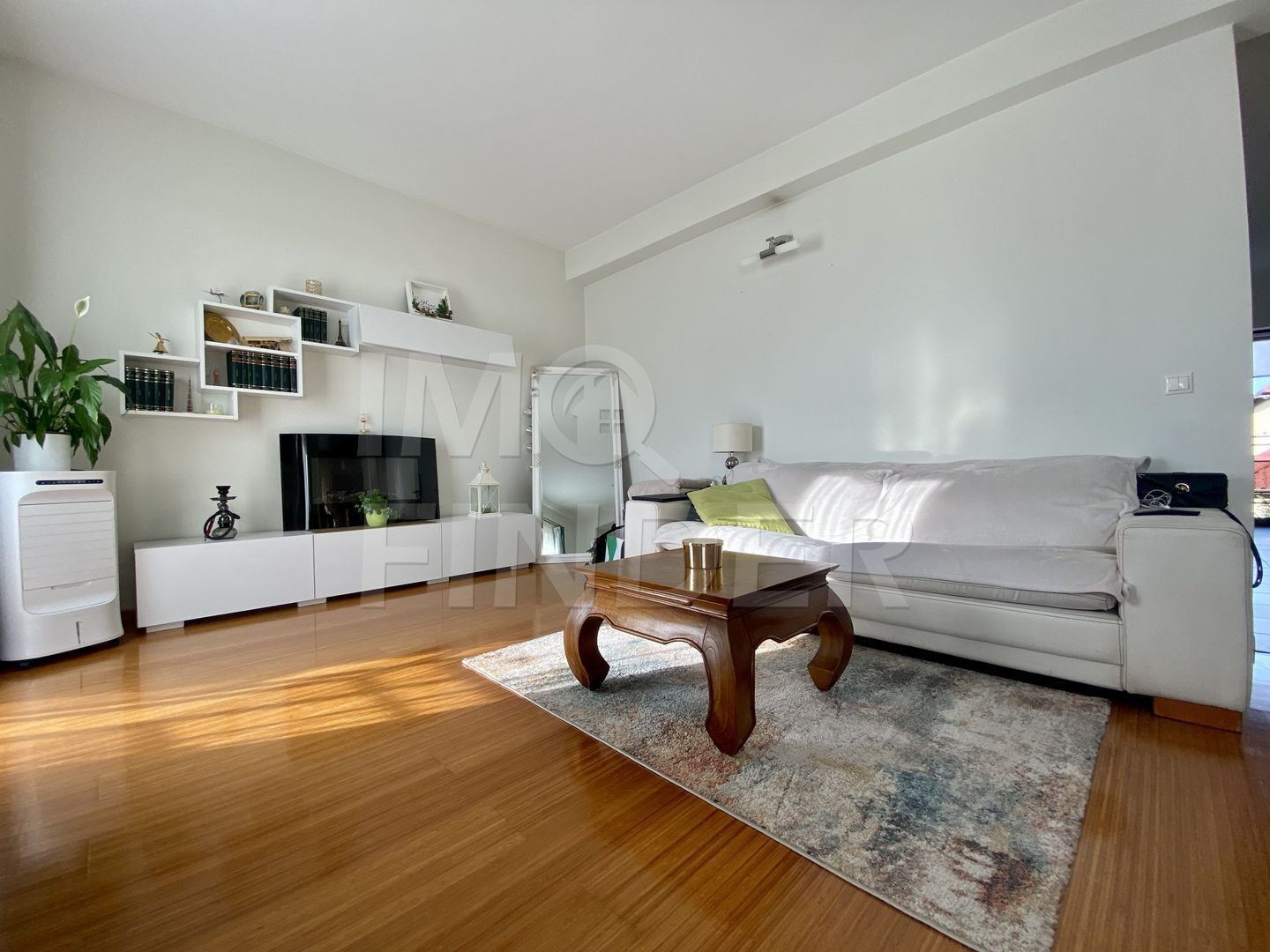 Apartament 2 camere Bloc tip Vila, Parcare Subterana, Buna Ziua - Poză 13