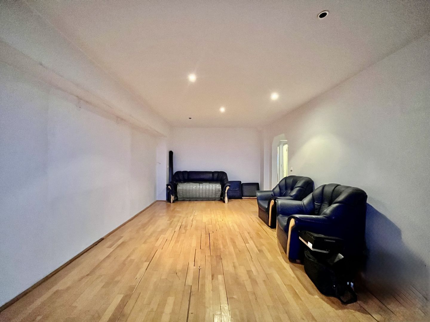 Apartament 4 camere, decomandat, bloc cu lift, lângă Fabrica de Bere - Poză 3