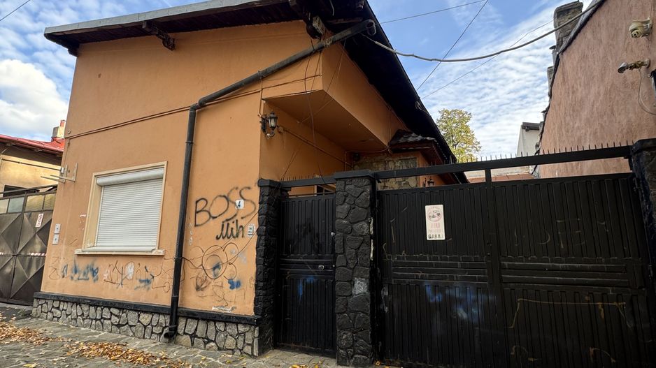 Casa Curte Proprie- Gara de Nord/ Victoriei - Poză 1