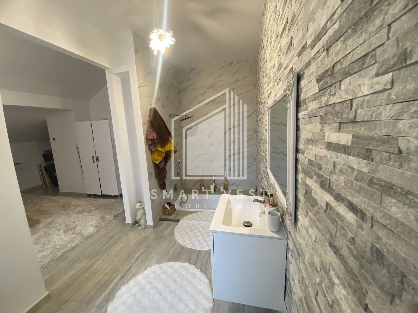Apartament cu 4 camere | Etaj 1 | Zona ultracentrala. - Poză 15