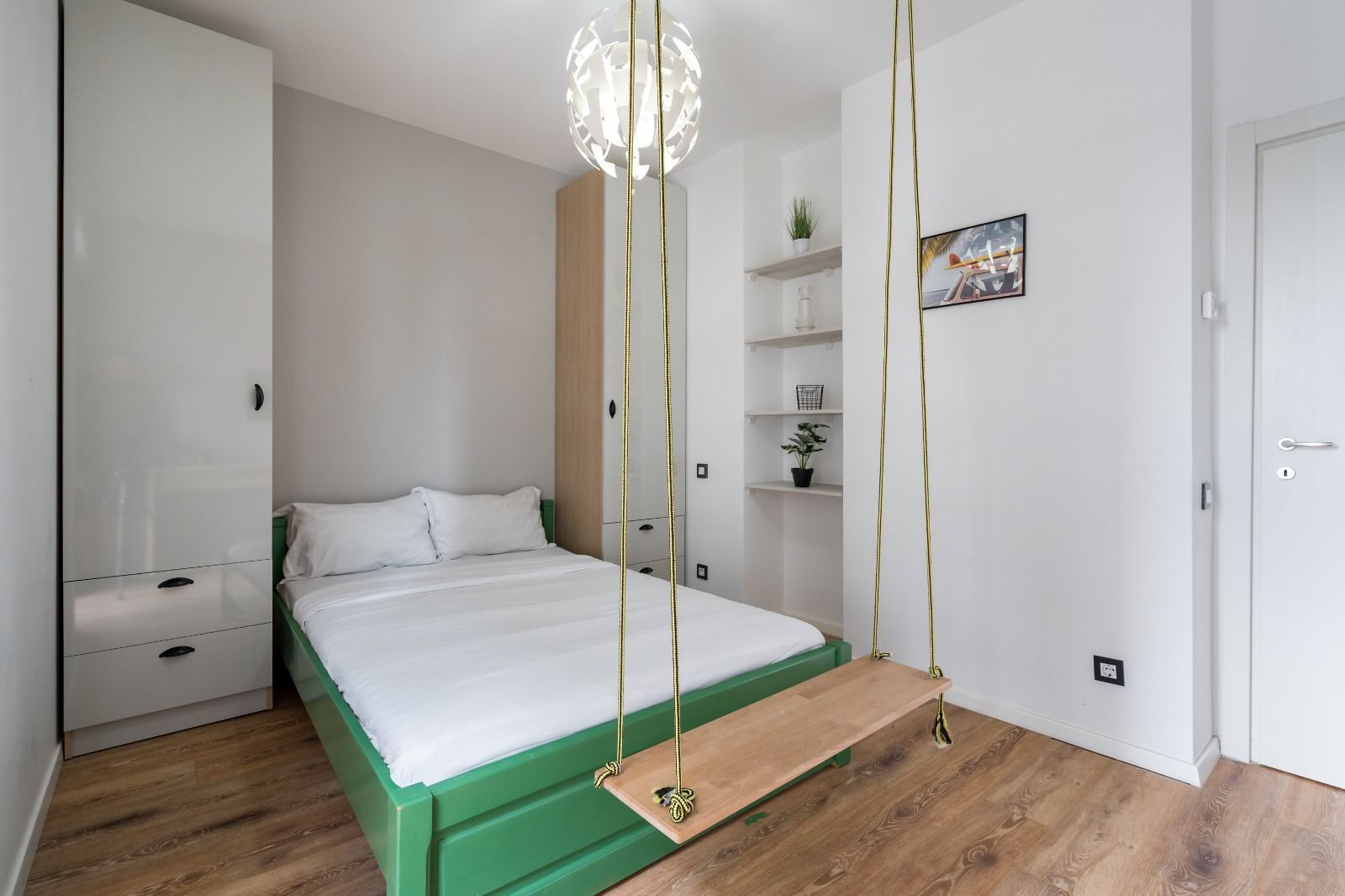 Inchiriere apartament 3 camere | Sisesti - Poză 10