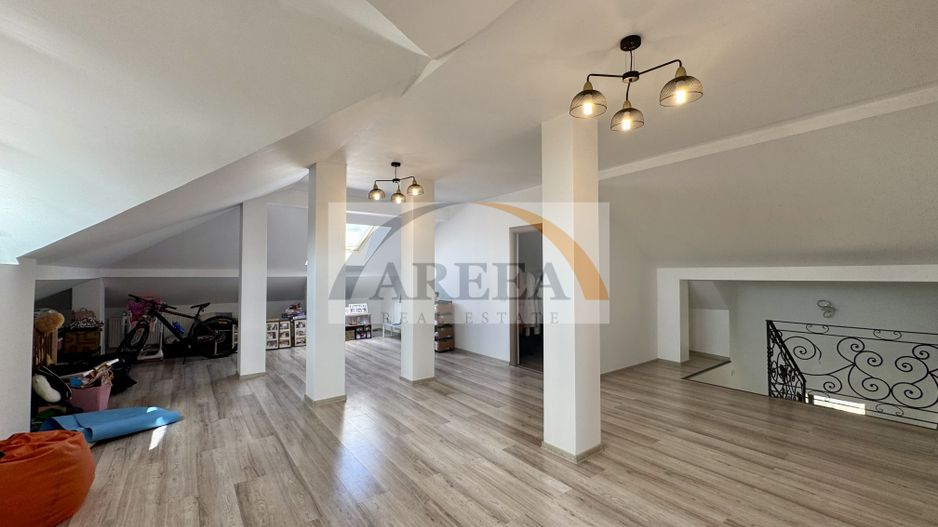 Berceni - VILĂ UNICAT, spațioasă, curte 1.000 mp, la 7 min metrou - Poză 35