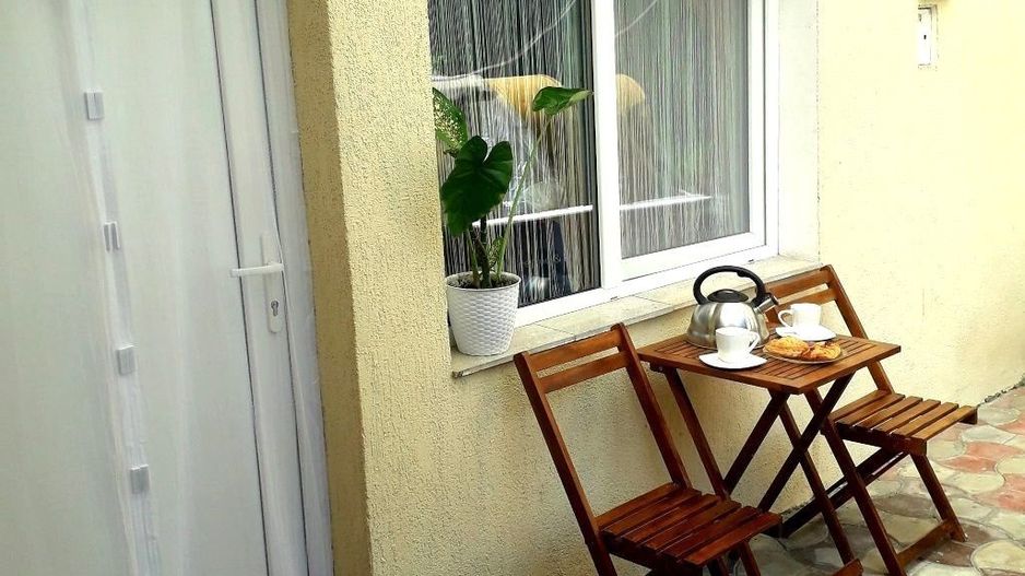 ULTRACENTRAL Garsoniera 16 mp + terasa si boxa, la cheie - Poză 6