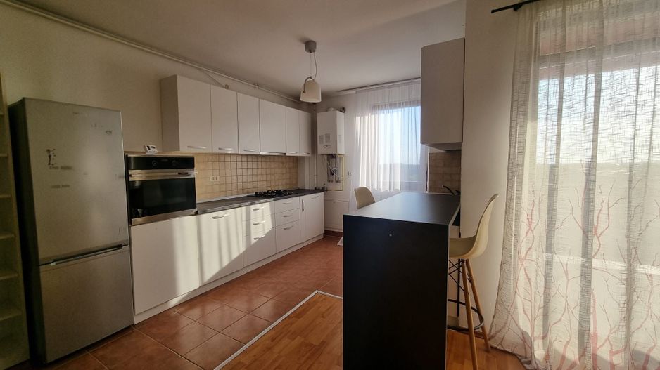 Apartament cu 1 camera de închiriat - Poză 2
