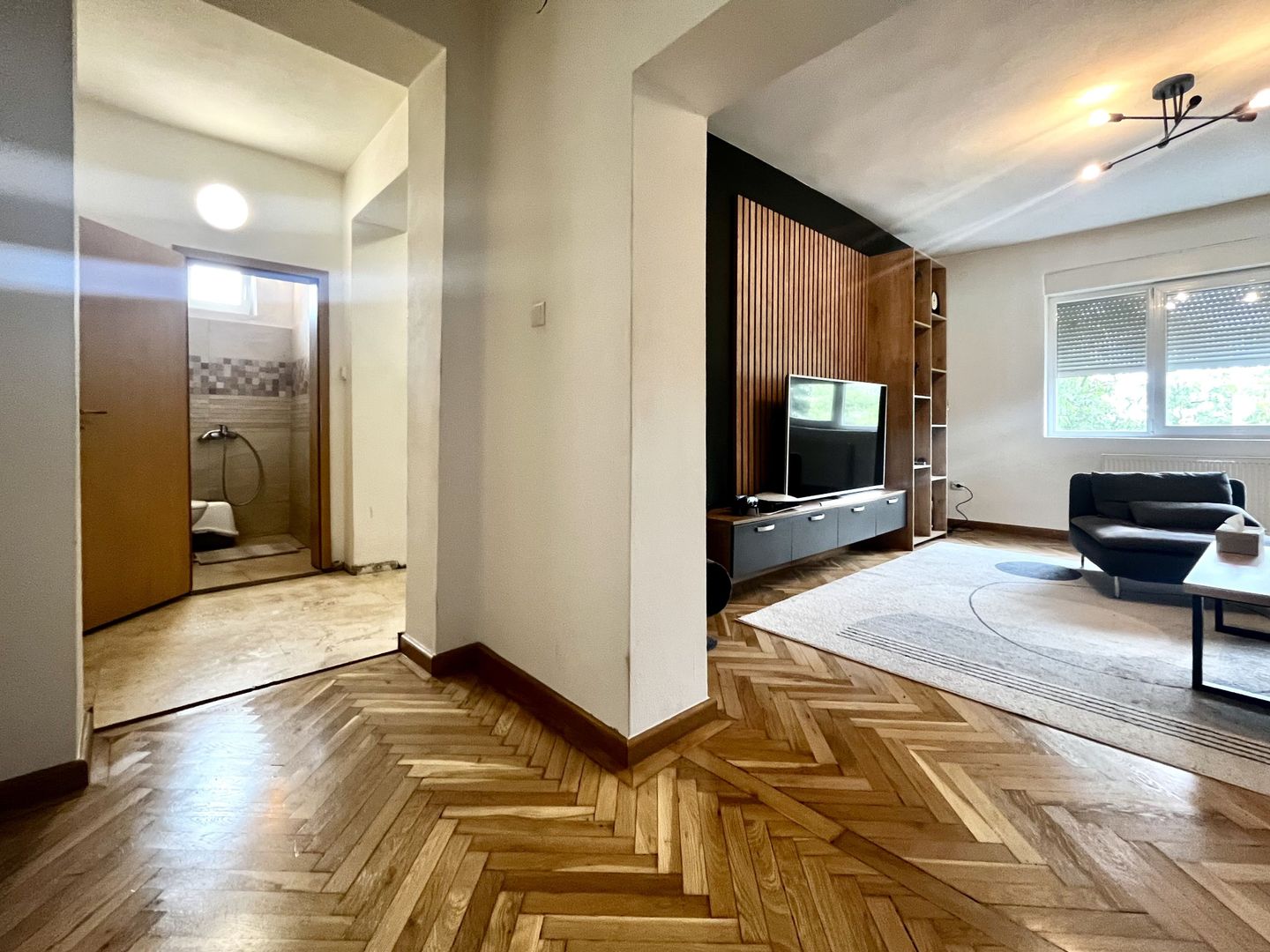 Apartament confortabil si spațios, in zona Lipovei - Iulius Mall - Poză 6