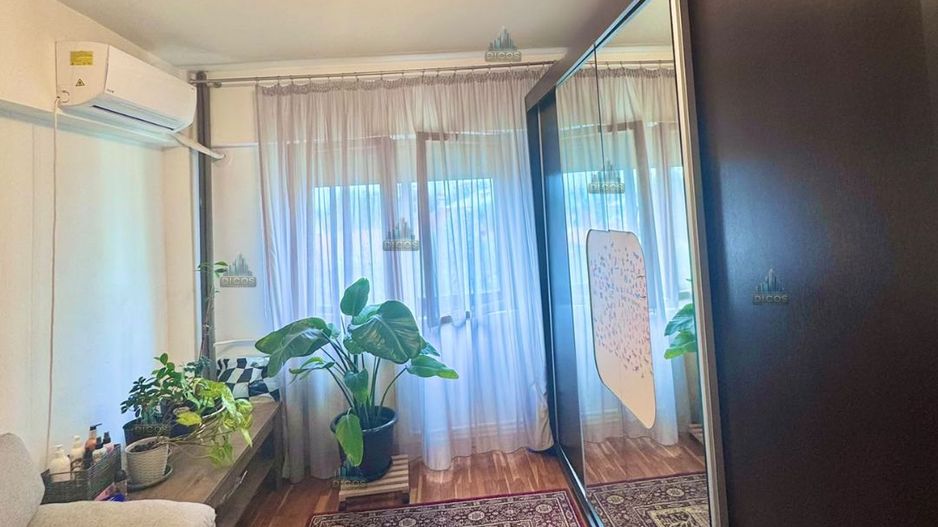 Apartament 3 camere de vânzare – Zona Valah - Poză 6