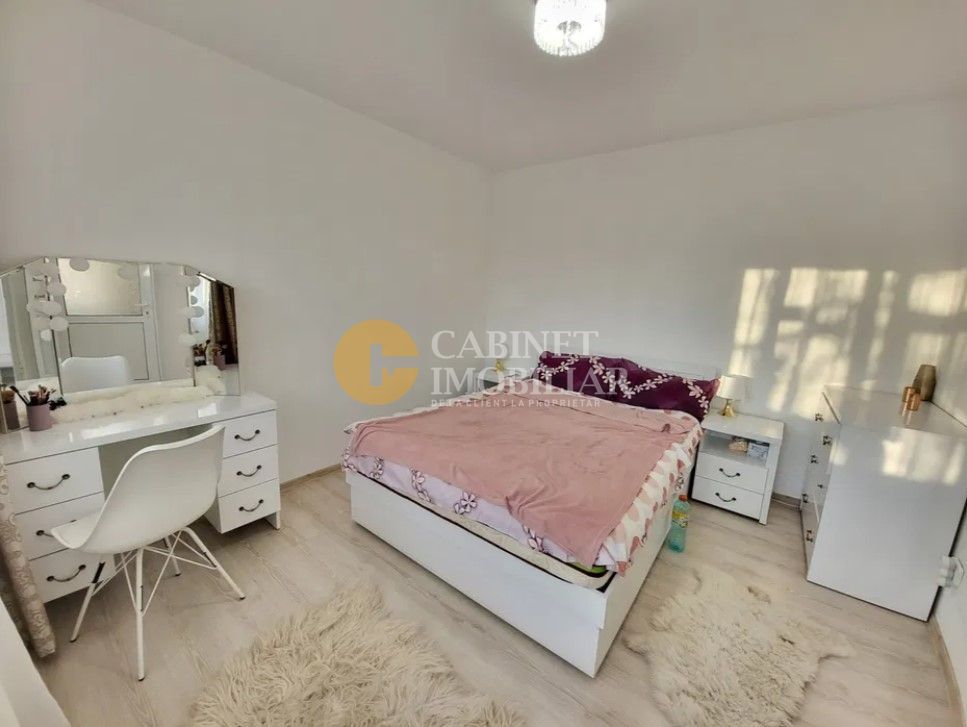 Etaj 3  Apartament cu 2 camere - bloc fara risc - Mobilat/utilat - Podu Ros - Poză 3