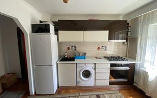 APARTAMENT 2 CAMERE, PARTER, GRUI, CAMPULUNG - Poză 1