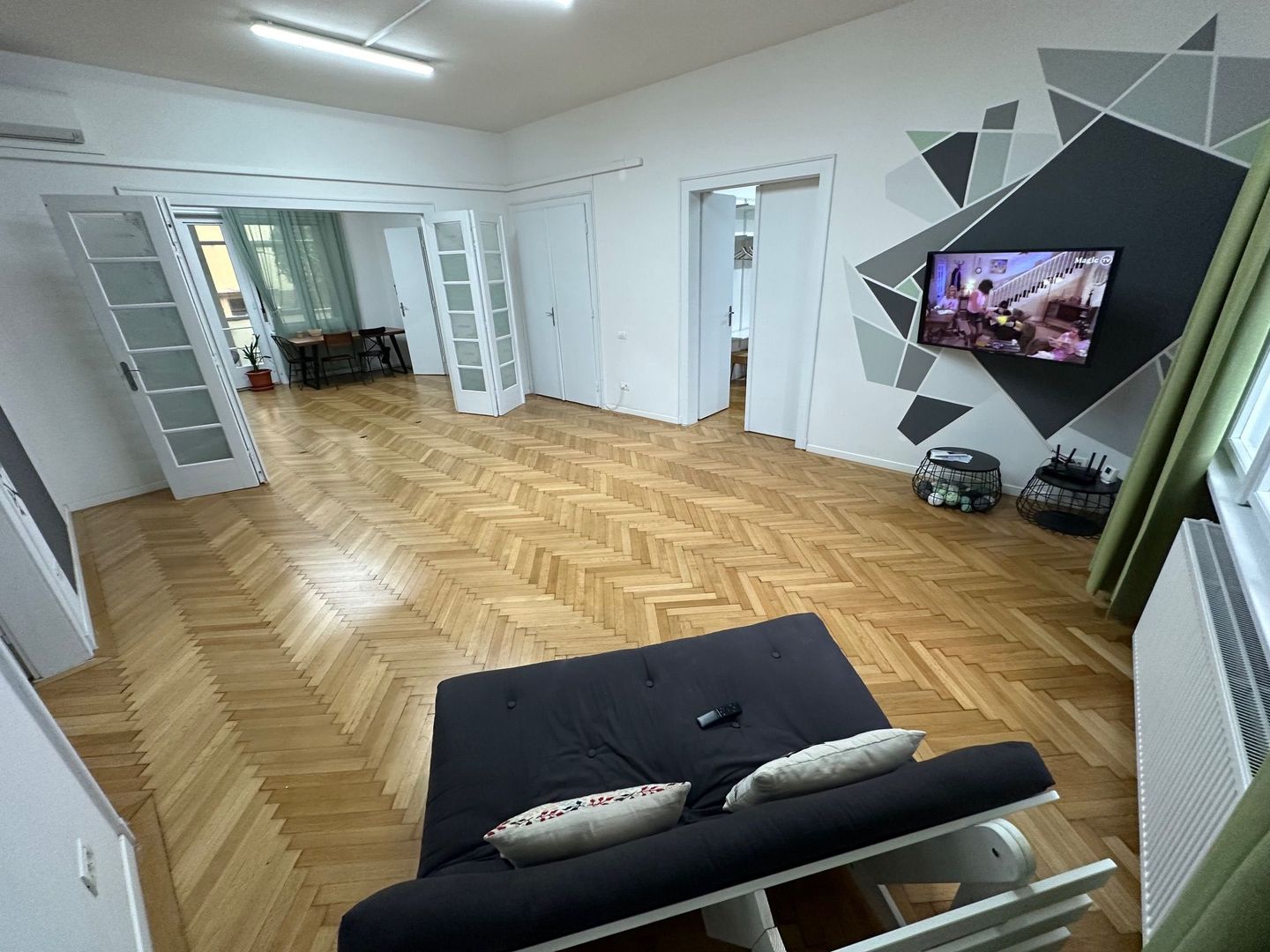 Apartament aproape de Piata Unirii -pretabil pentru birouri - Poză 1