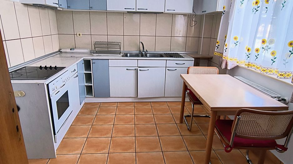 Vila Complex The CLASS,- rond OMV Pipera- curte - garaj - Poză 9